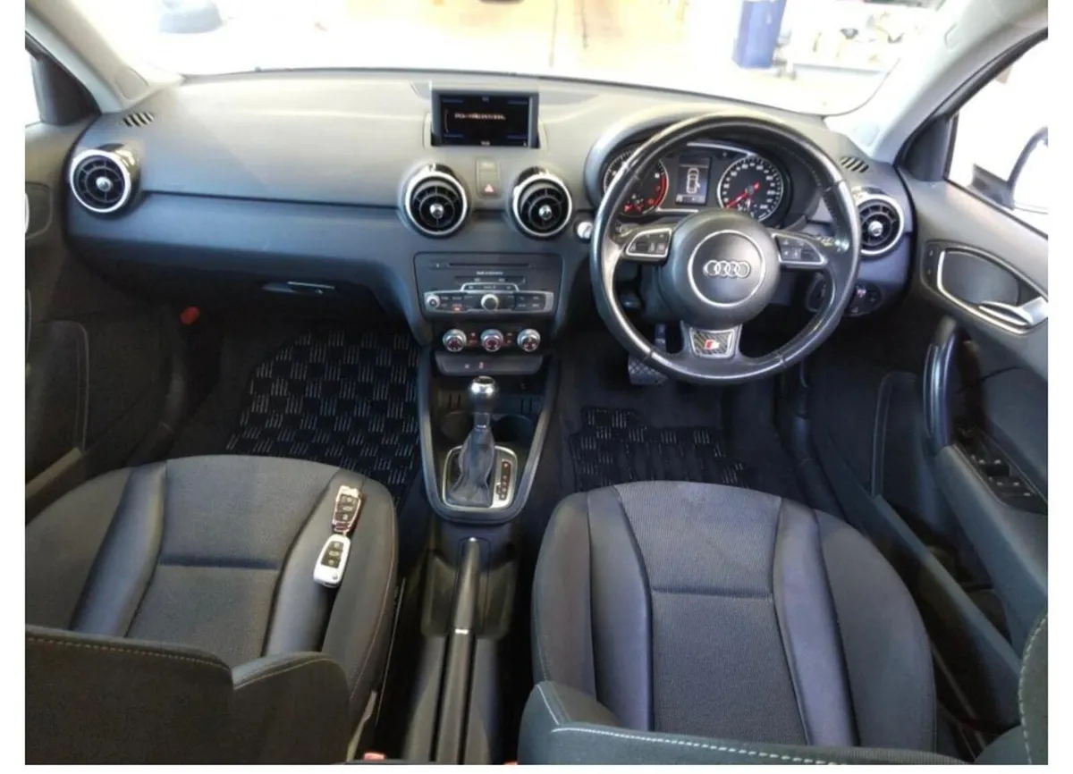 Audi A1 2012 white - Image 3