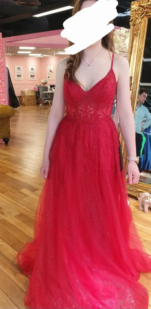 Red debs dress size 6/8 - Image 3