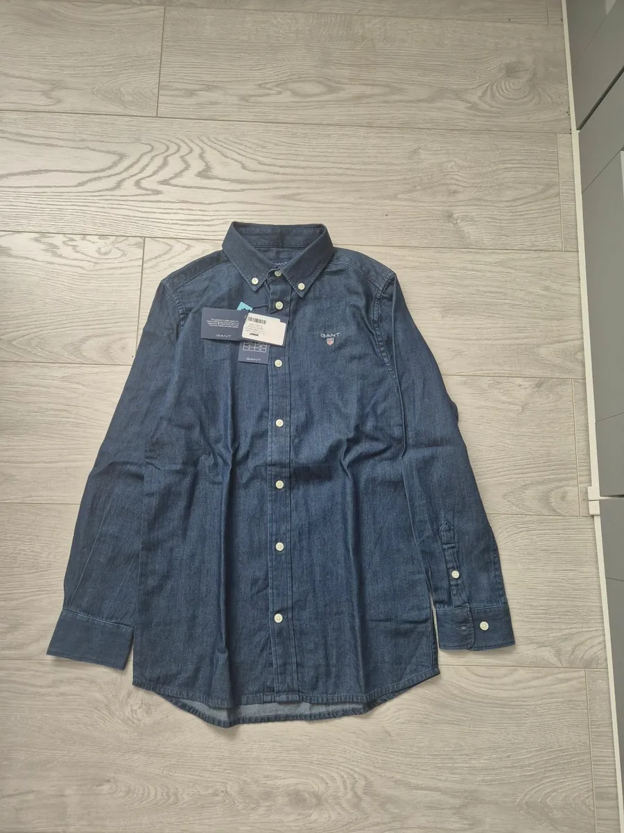 Clothes - Image 4