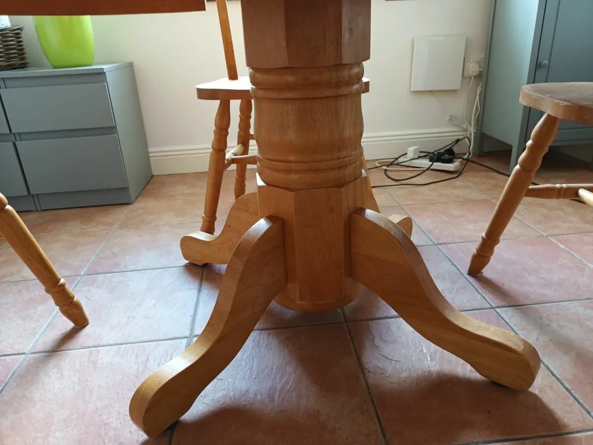 Dining Room / Kitchen Wooden Table and 4 Chairs - Image 3