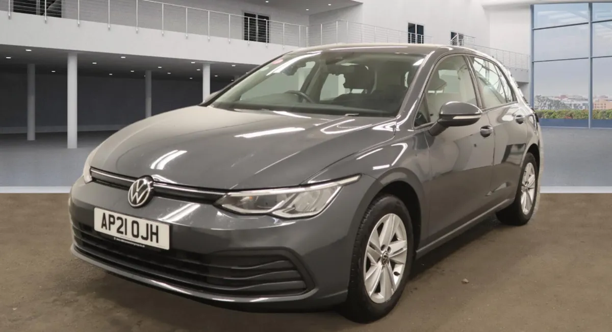 Volkswagen Golf 2021 - Image 2