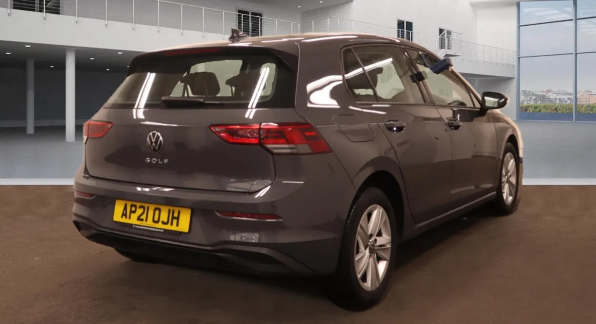 Volkswagen Golf 2021 - Image 4