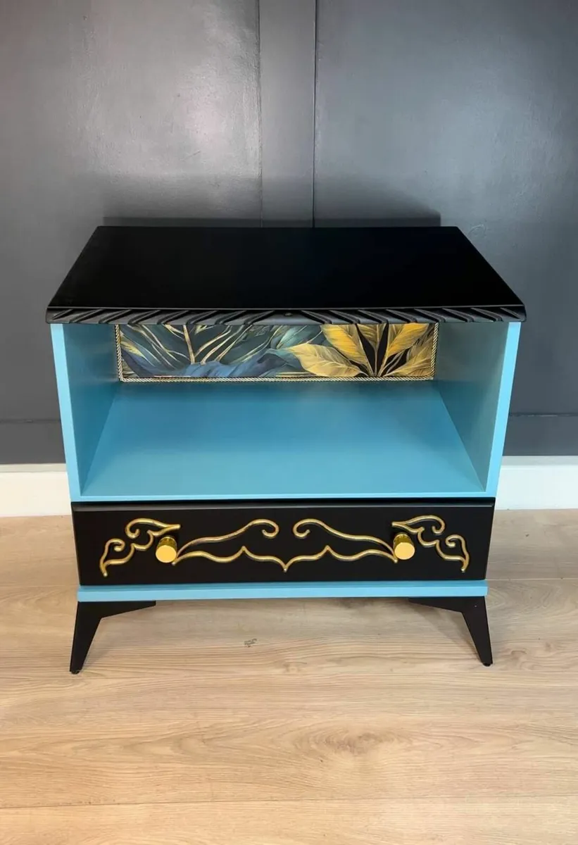 Tropical Deco side table - Image 1