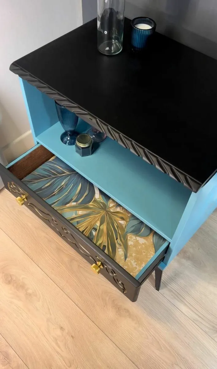 Tropical Deco side table - Image 2