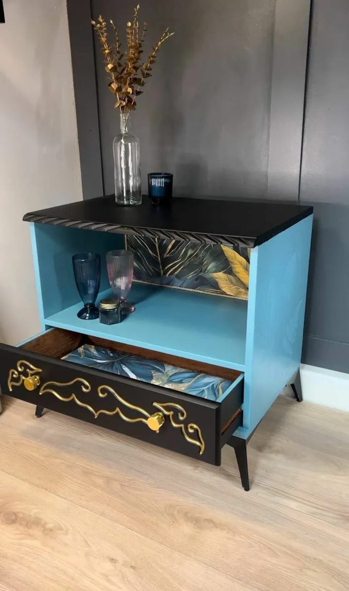 Tropical Deco side table - Image 3