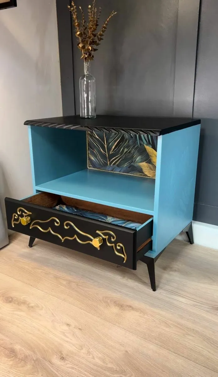 Tropical Deco side table - Image 4