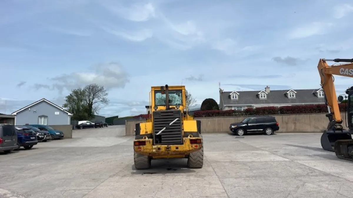 1997 Volvo L90C - Image 2