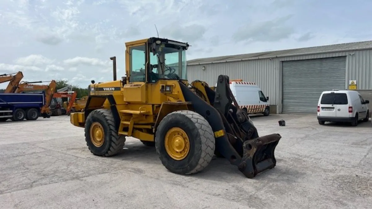 1997 Volvo L90C - Image 4