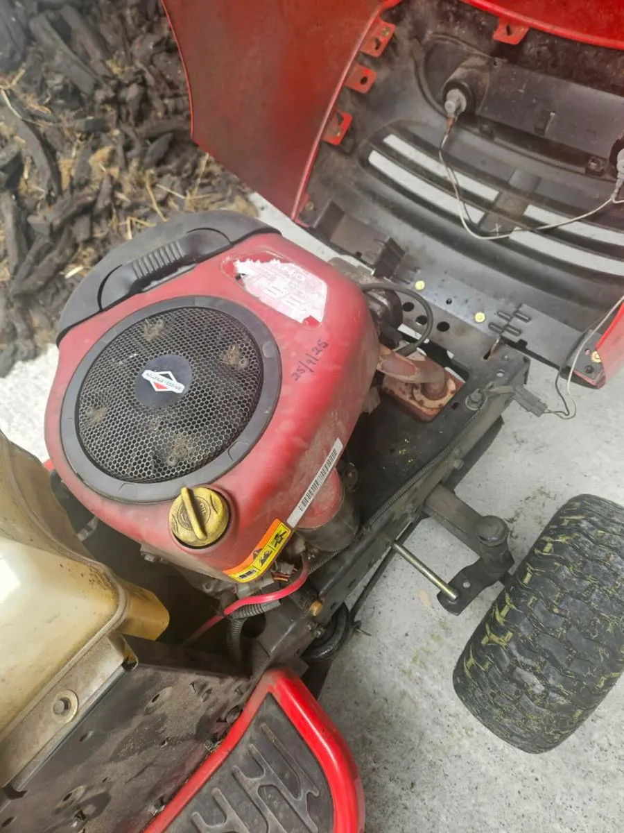 Ride on mower - Image 4