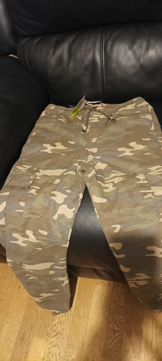 Cargo Trousers Brand NEW - Image 1
