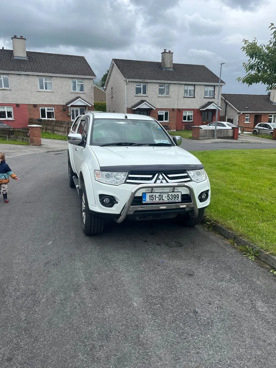 Mitsubishi L200 2015 - Image 2