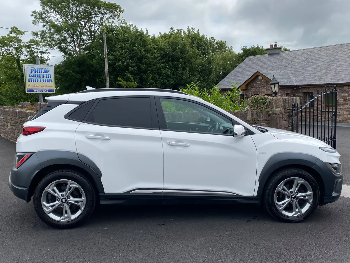 Hyundai KONA Van 1.6 CRDI New Model Executive - Image 4