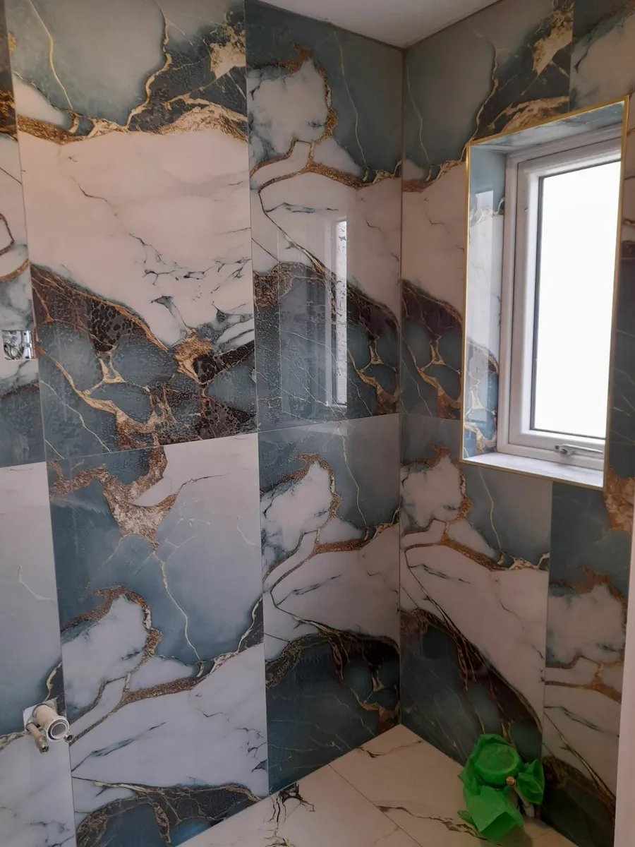 Tiling and laminate floors - Image 3