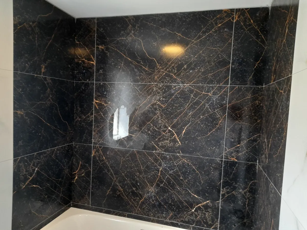 Tiling and laminate floors - Image 4