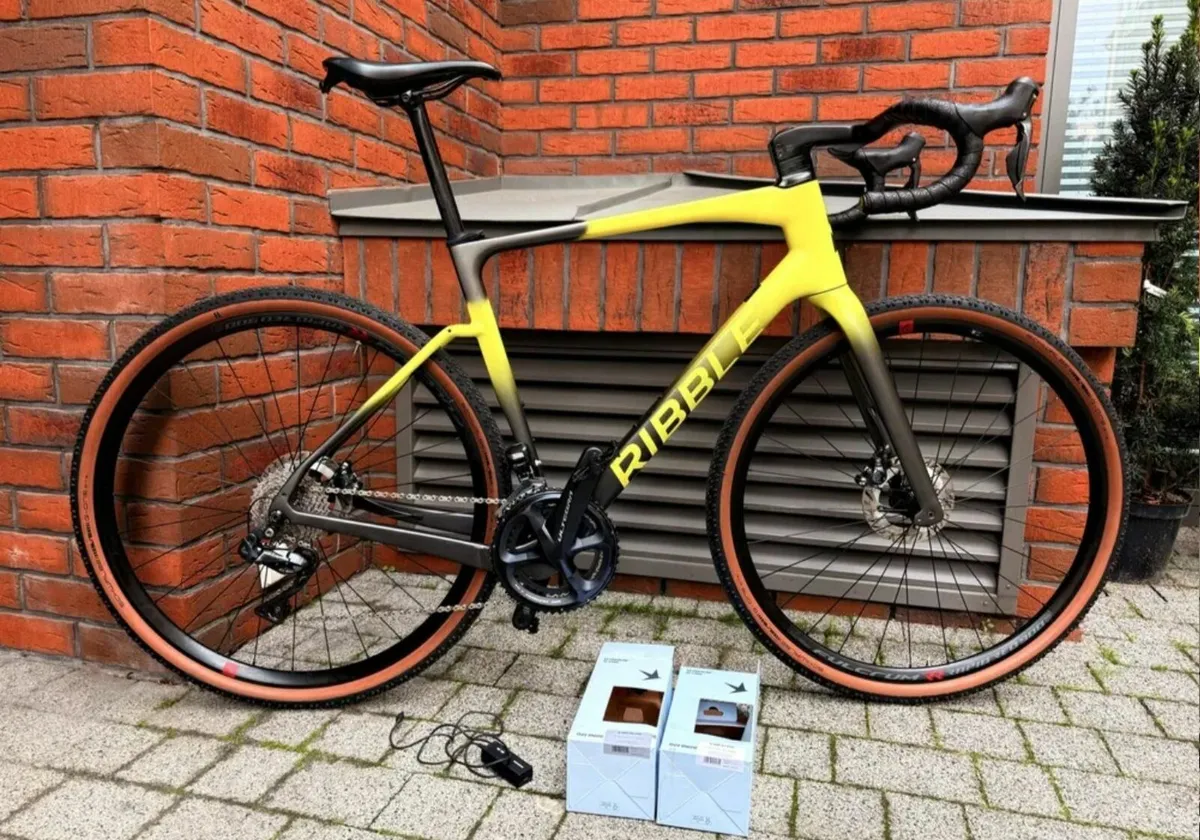 RIBBLE  ENDURANCE  Gravel  Ultegra Di2 - Image 1