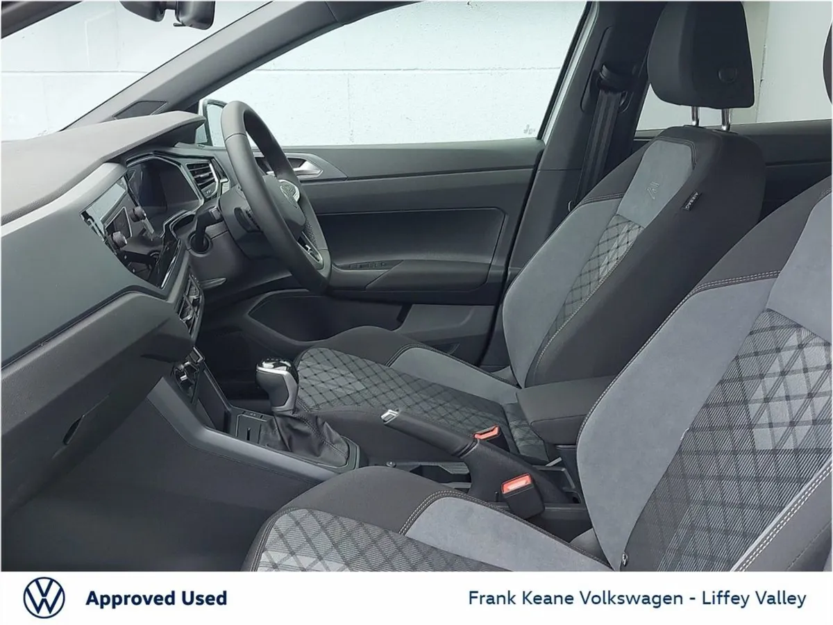 Volkswagen Polo R-line Auto 1.0tsi 95bhp  pre-reg - Image 4