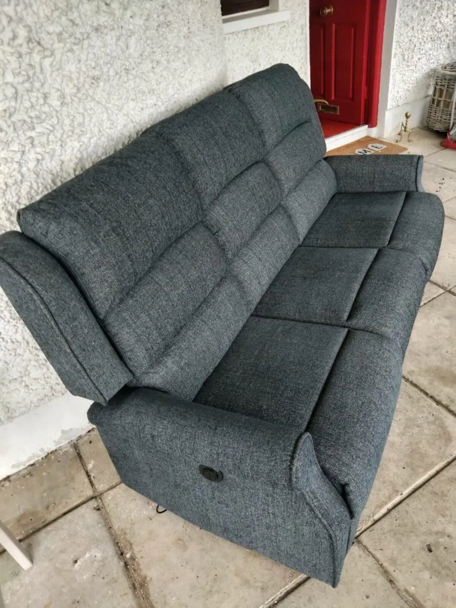 3 seater Recliner Couch - Image 4