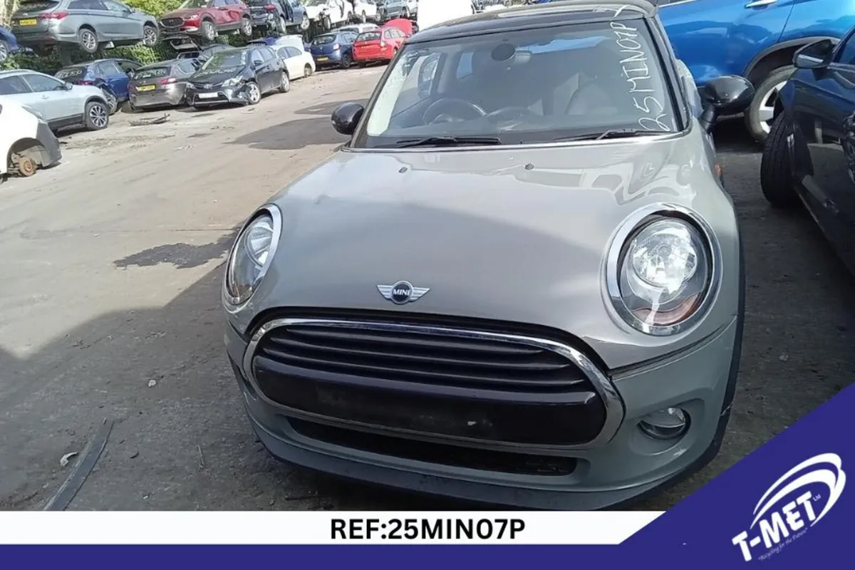 2018 MINI COOPER BREAKING FOR PARTS - Image 2