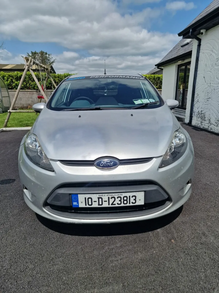 Ford Fiesta 2010 - Image 1