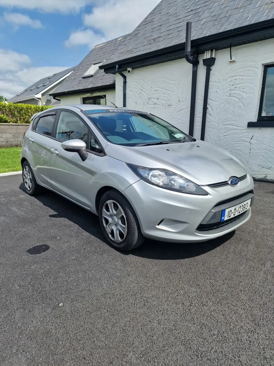 Ford Fiesta 2010 - Image 4