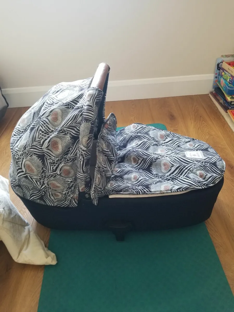 Bassinet - Image 2