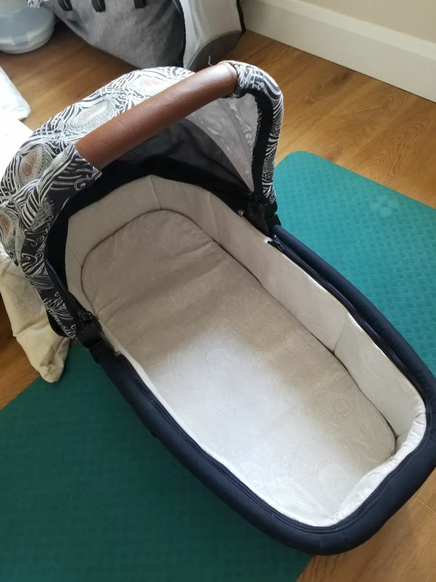Bassinet - Image 3