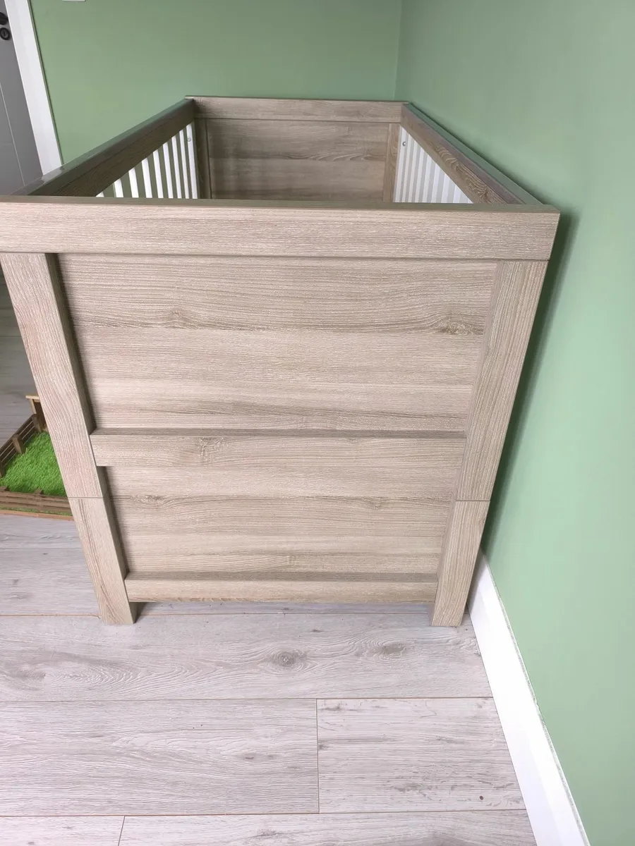 Cot - Image 2