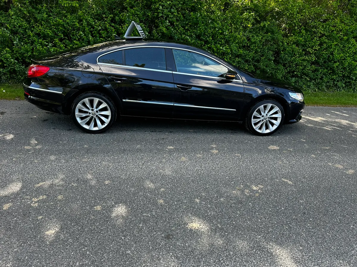 VOLKSWAGEN PASSAT CC - Image 1