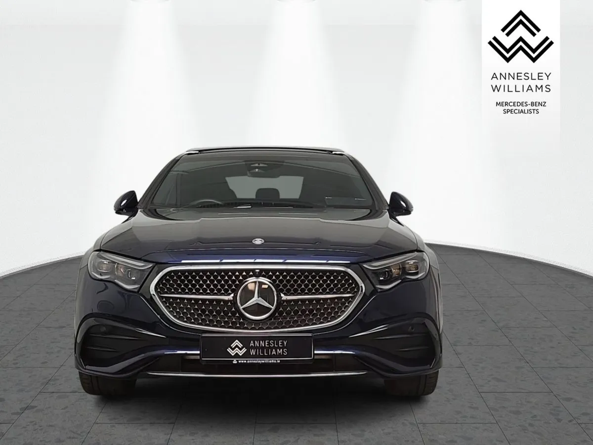 Mercedes-Benz E-Class E300e AMG Line Premium - Image 3