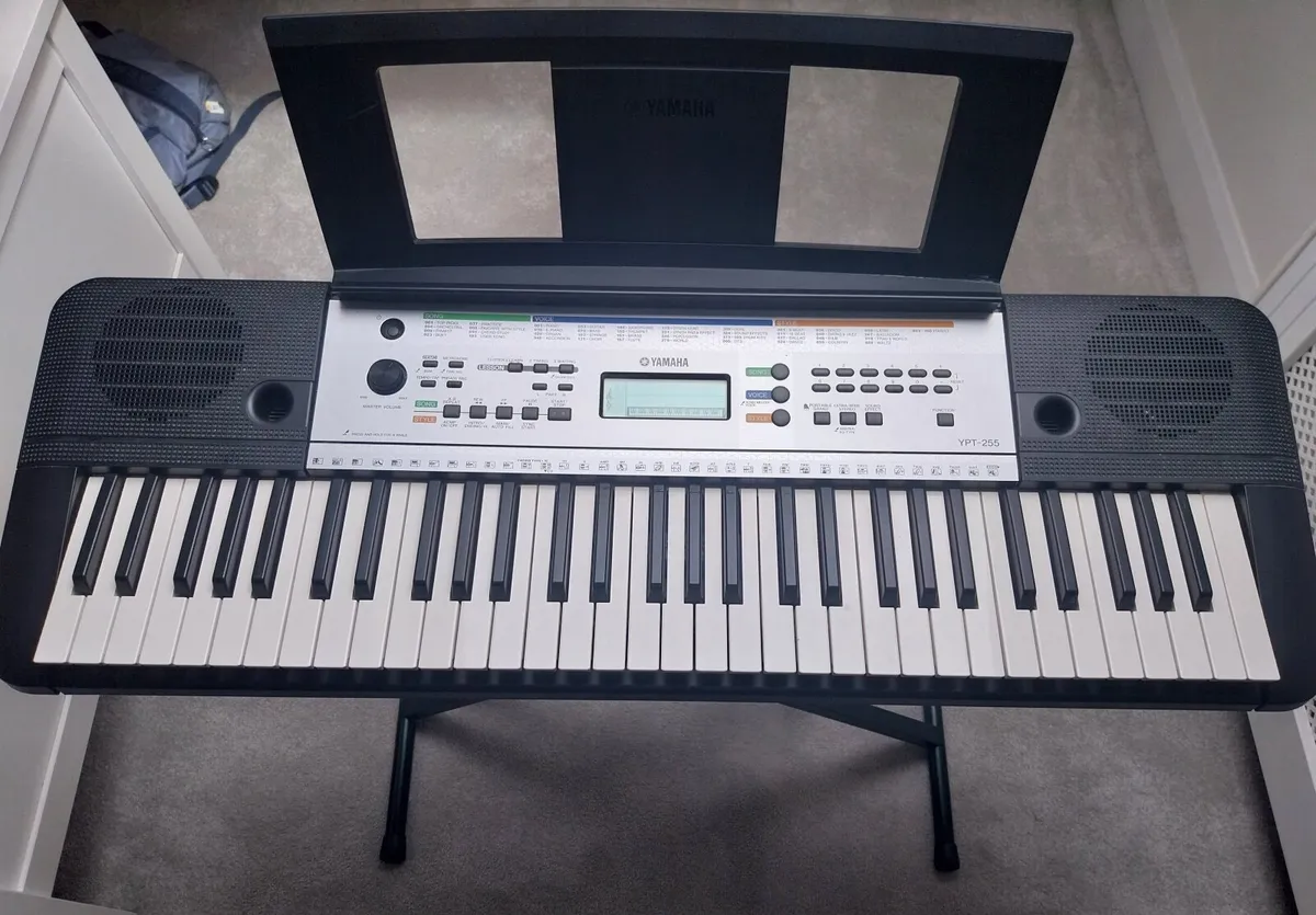 Yamaha keyboard YPT-255 - Image 3