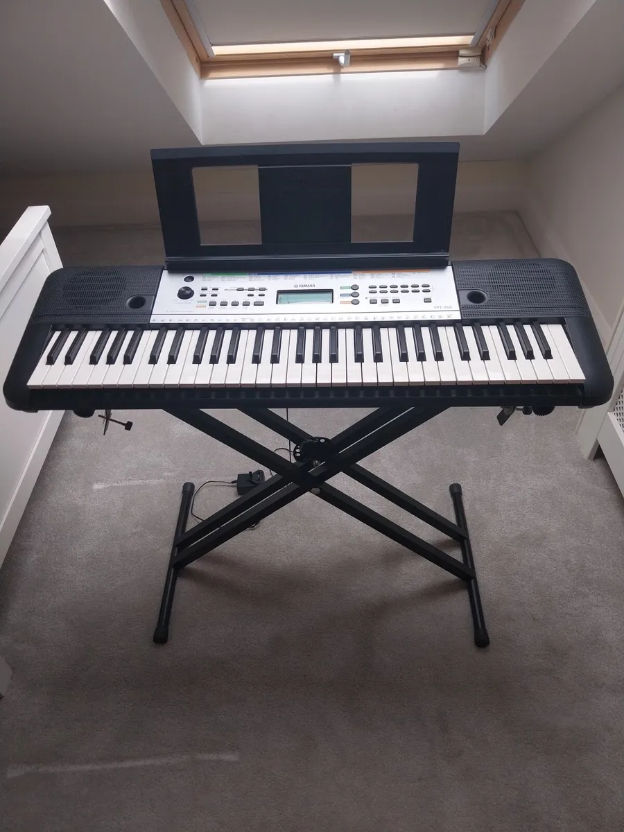 Yamaha keyboard YPT-255 - Image 4