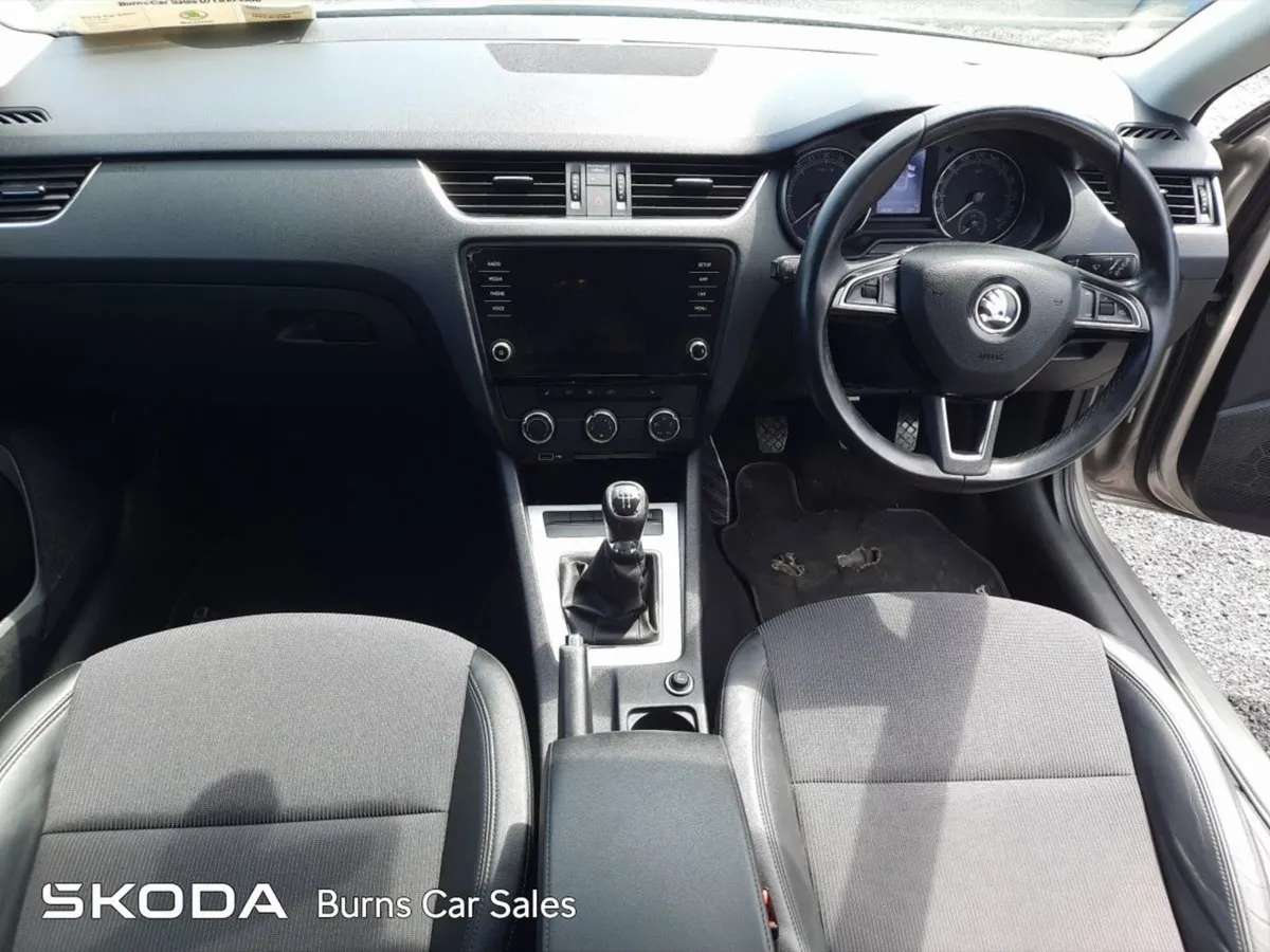 Skoda Octavia Soleil 1.6tdi 115HP - Image 3