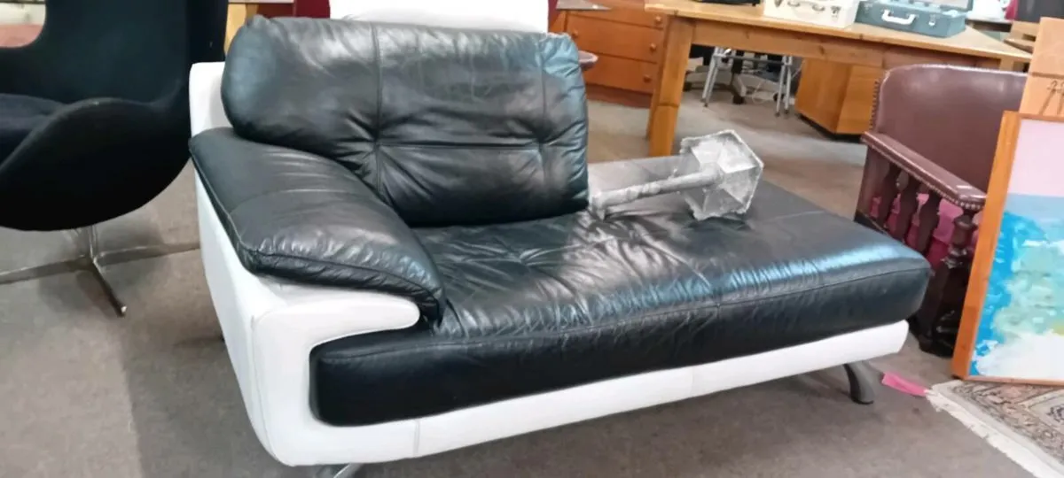 Modern Chaise Style Sofa