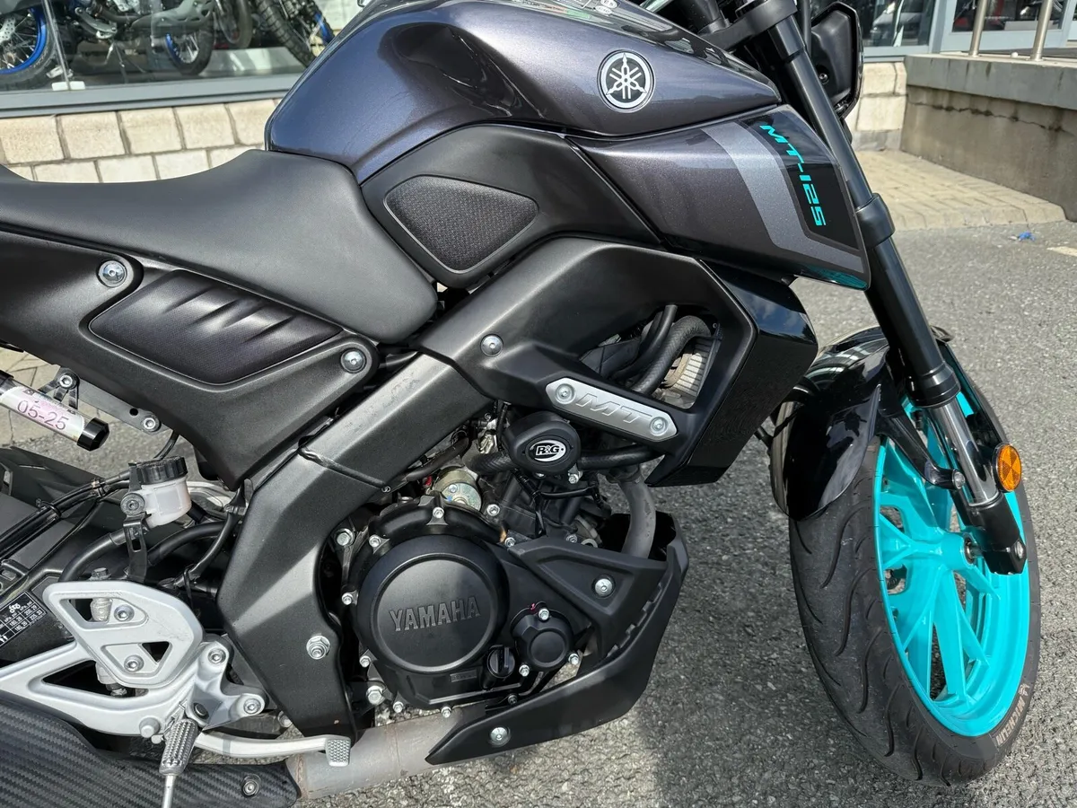 2024 Yamaha MT 125 - Image 2