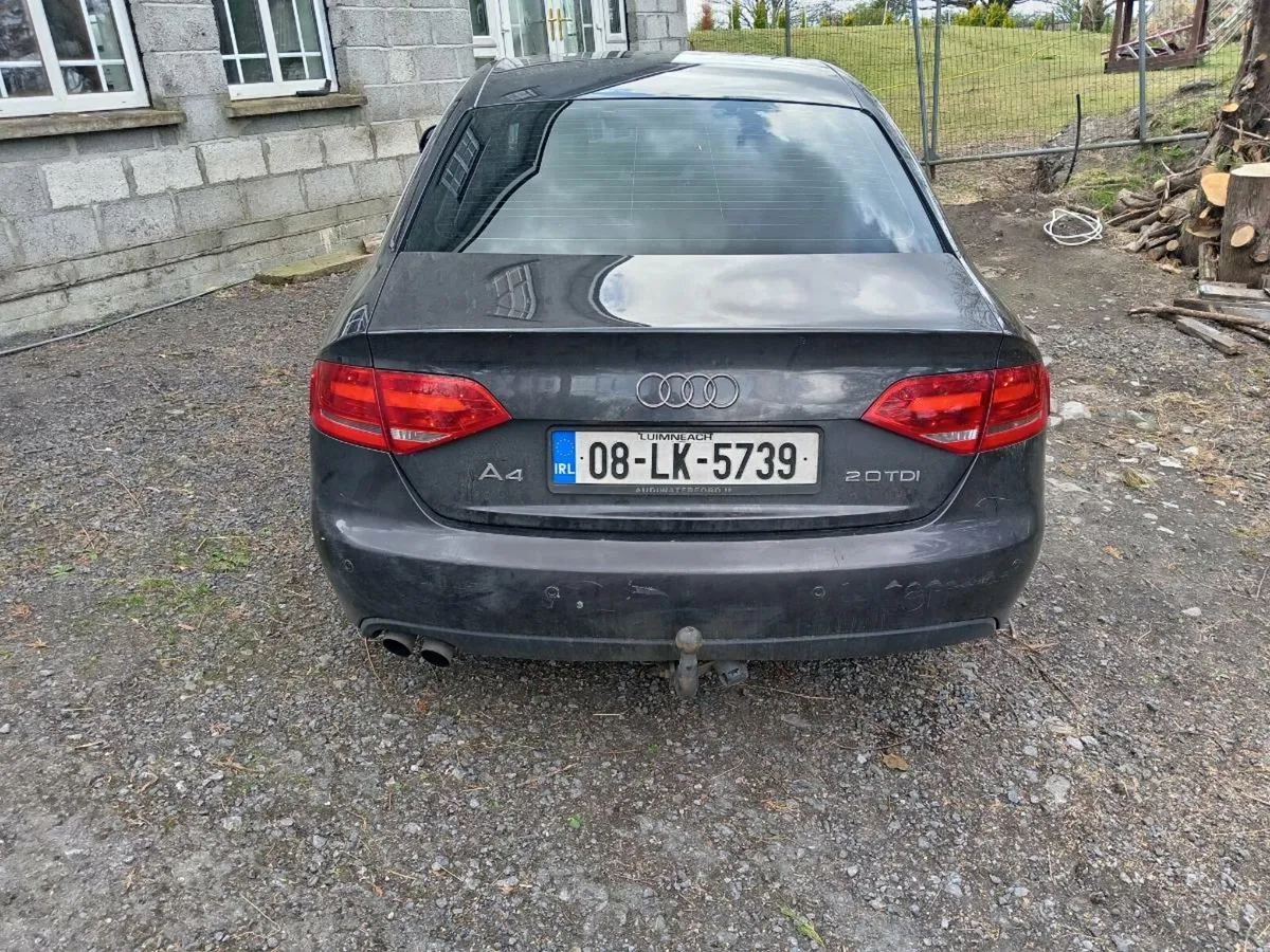 Audi A4 - Image 2