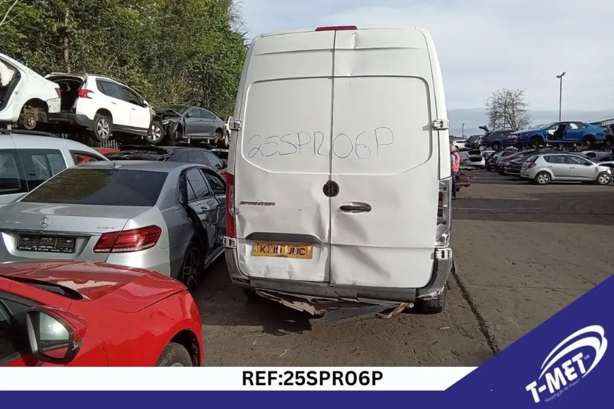 2019 MERCEDES SPRINTER BREAKING FOR PARTS - Image 4