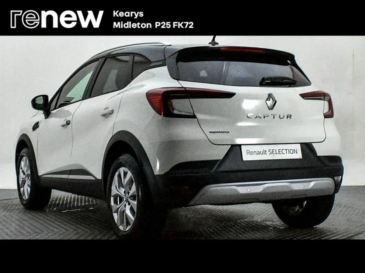 Renault Captur dCi 95 Iconic - Image 3