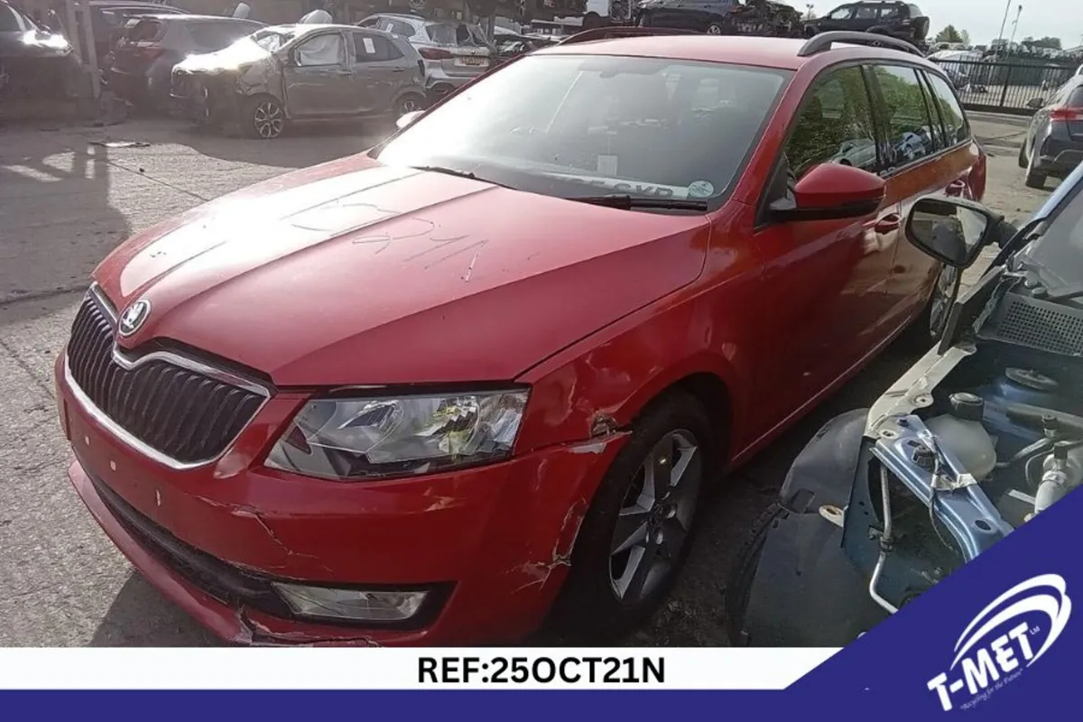 2016 SKODA OCTAVIA BREAKING FOR PARTS - Image 2