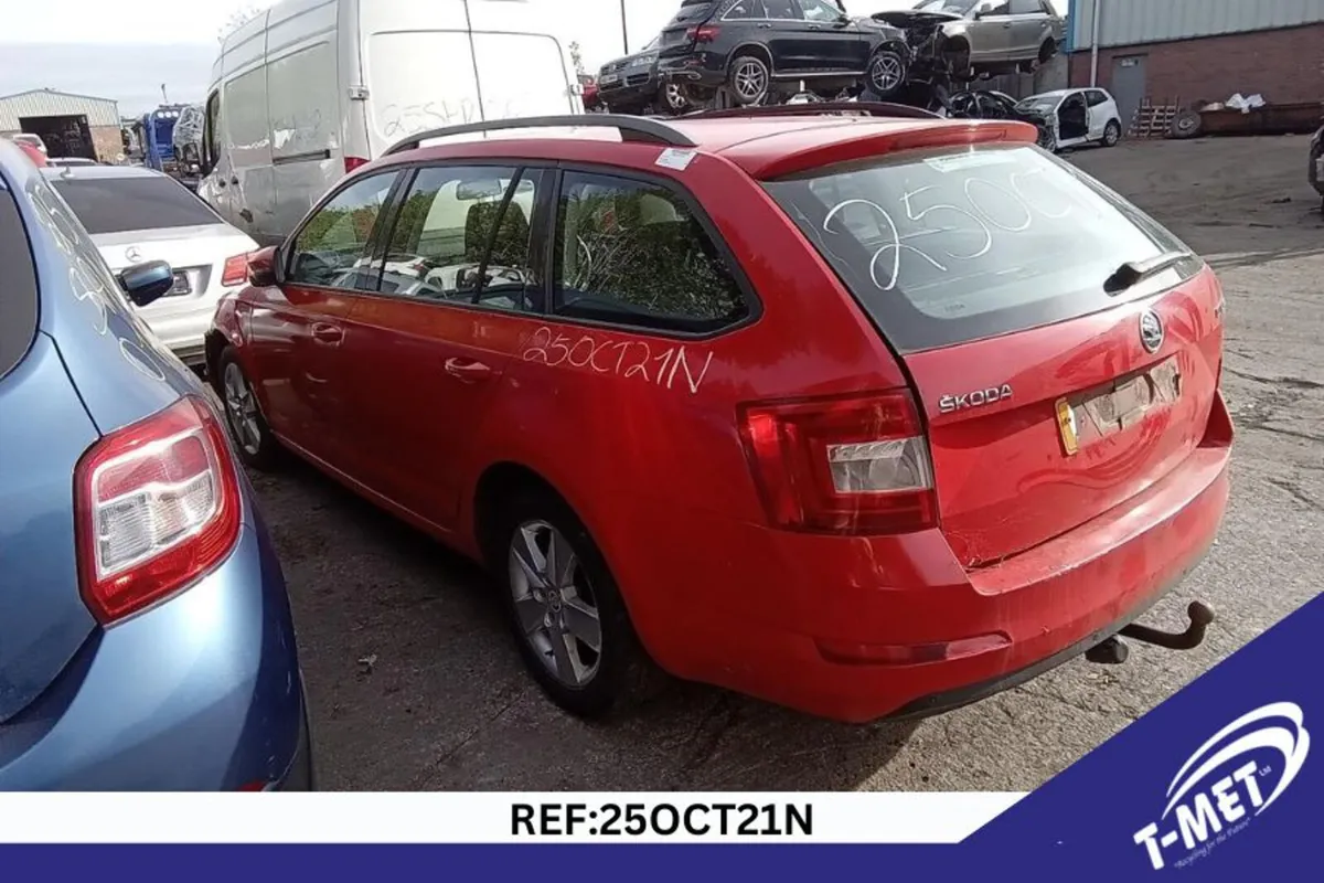 2016 SKODA OCTAVIA BREAKING FOR PARTS - Image 3