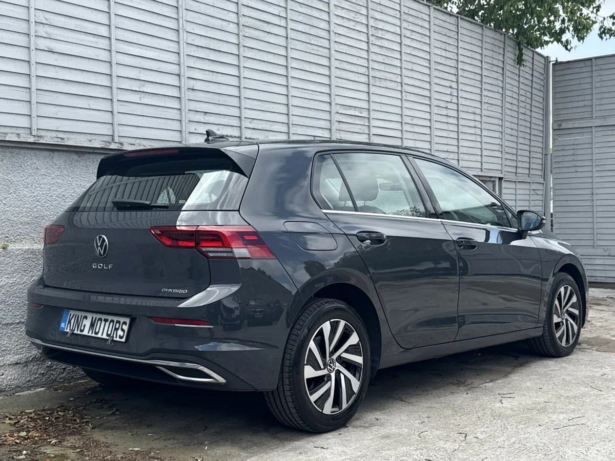 Volkswagen Golf 2022 STYLE TSI 1.4 E-HYBRID / PHEV - Image 4