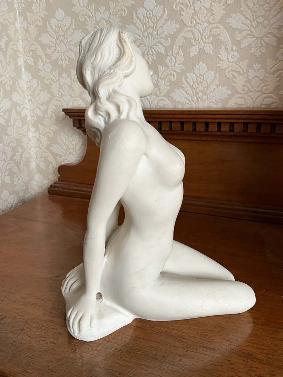 Nude Figurine - Biscuit Porcelain - Image 4