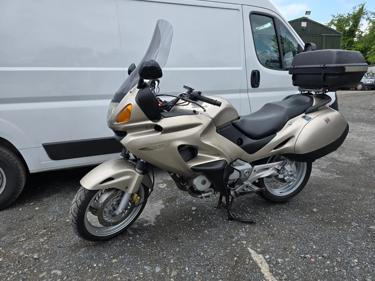 01 HONDA DEAUVILLE 650 MOTO4U - Image 4