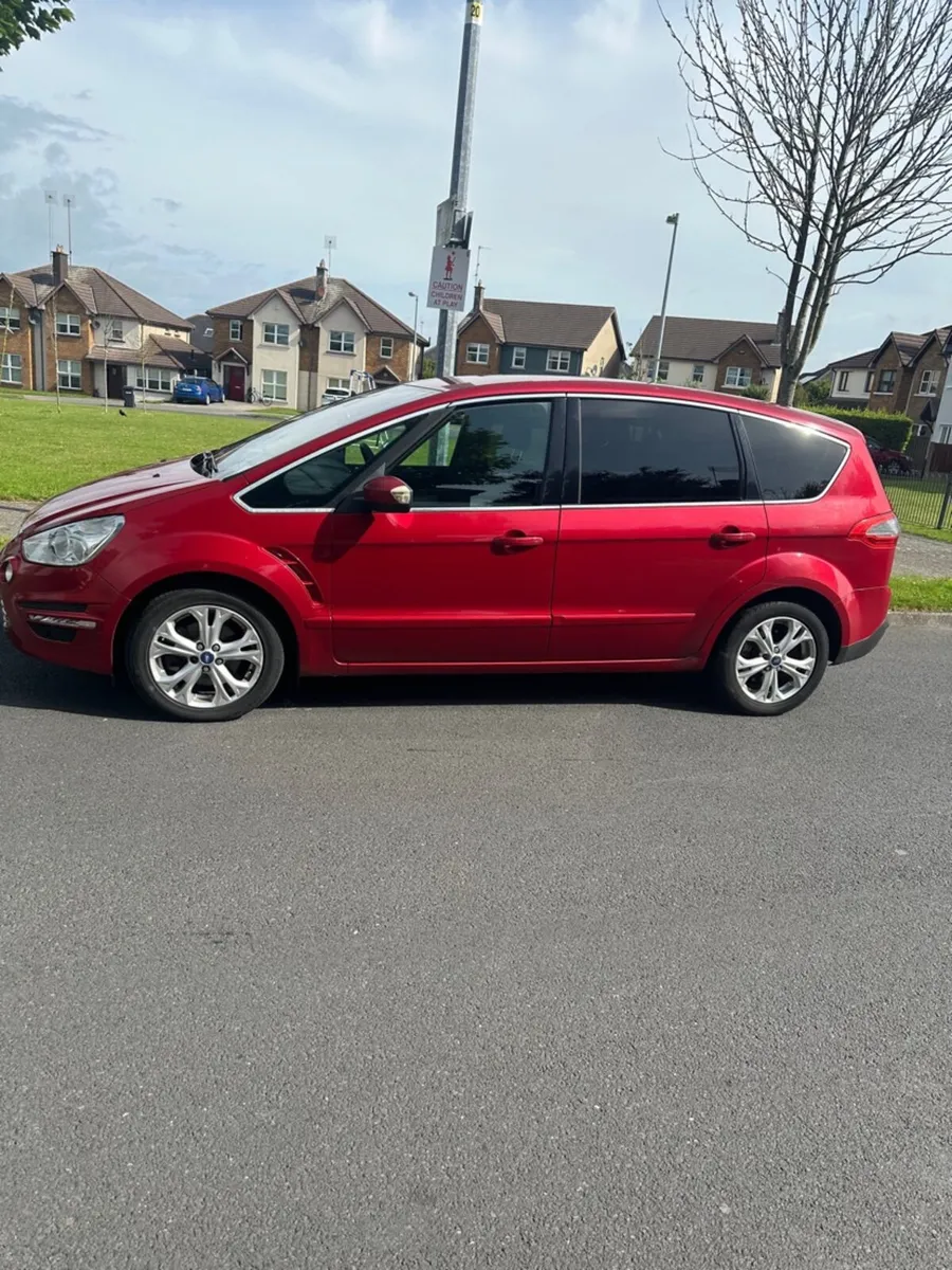 Ford S-Max 2012 - Image 1