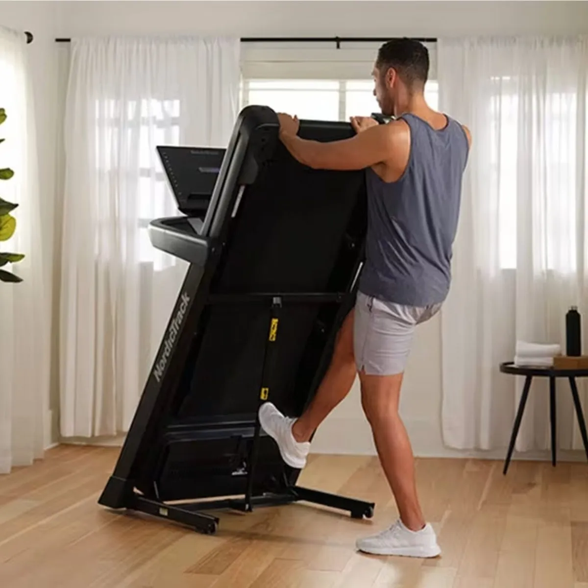 BRAND NEW NORDICTRACK EXP5I EX DISPLAY TREADMILL - Image 3