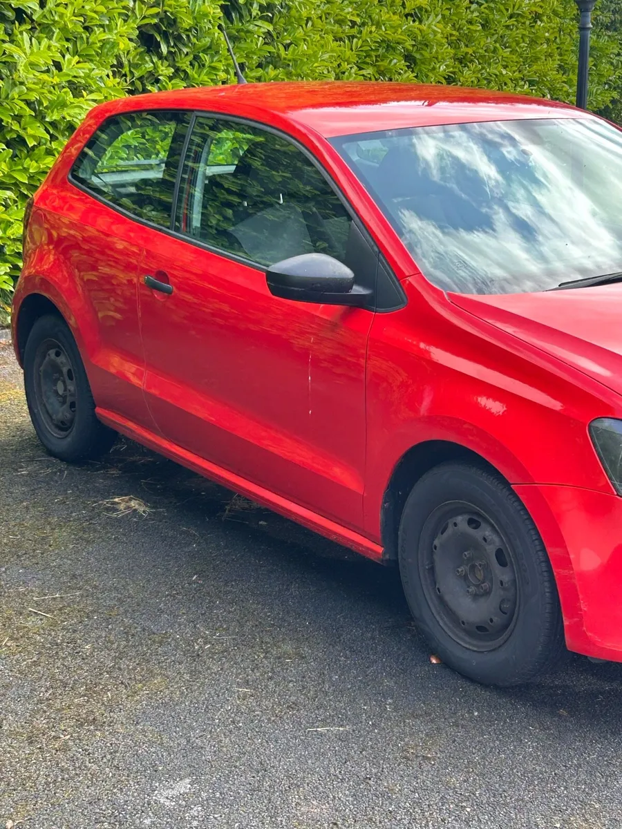 Volkswagen Polo 2012 - Image 2