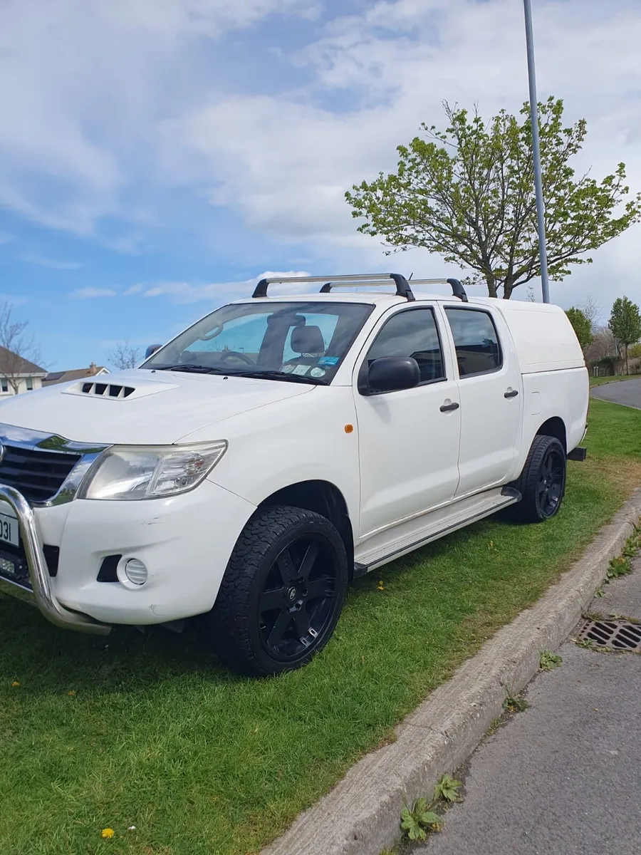 Toyota hilux - Image 1