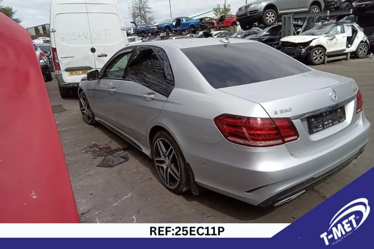2015 MERCEDES E-CLASS BREAKING FOR PARTS - Image 1