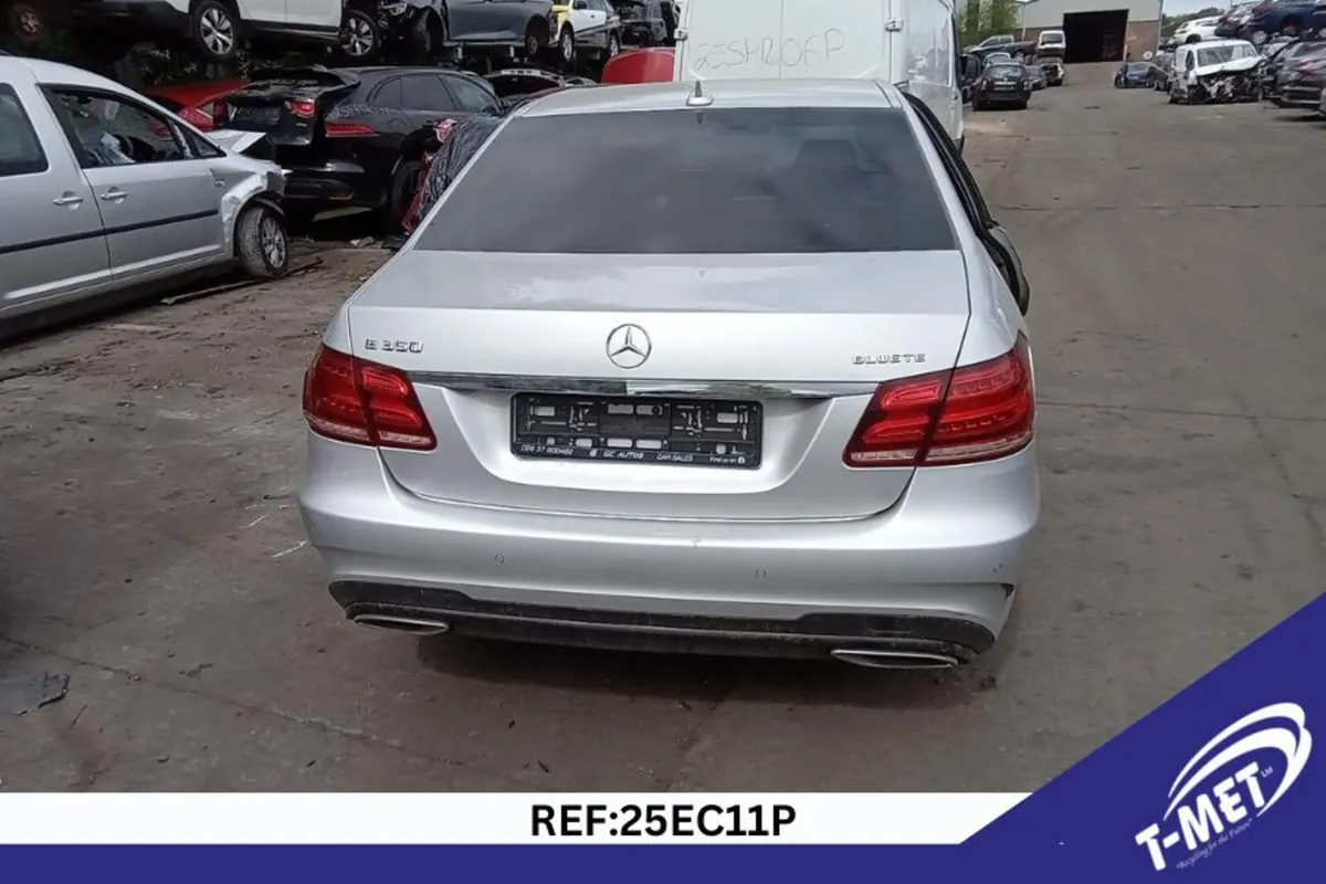 2015 MERCEDES E-CLASS BREAKING FOR PARTS - Image 2