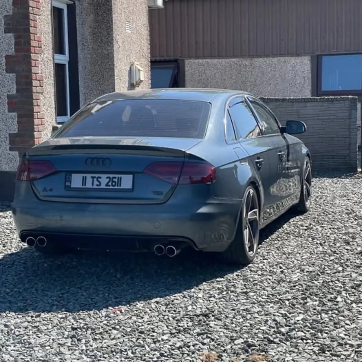 Audi A4 2011 - Image 1