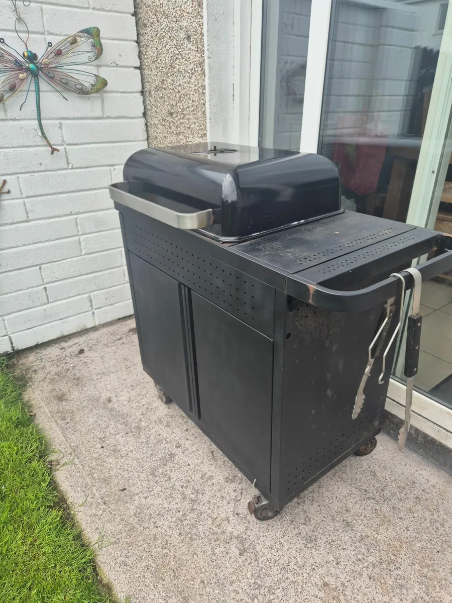 Barbecue - Image 2